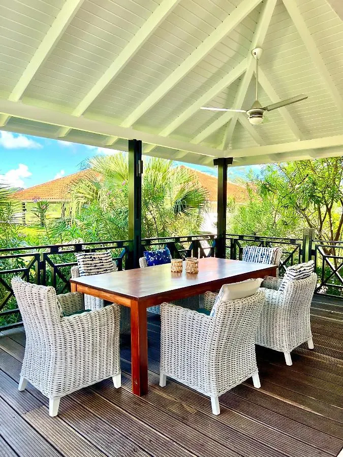 Vrijstaande Bb Beach Villa Azure Blue Bay