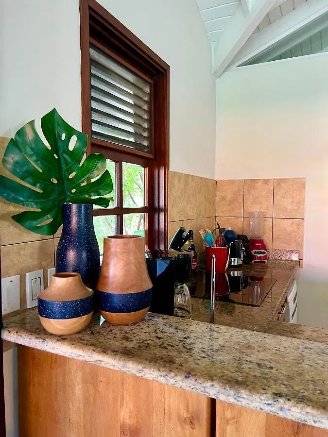 Vrijstaande Bb Beach Villa Azure Blue Bay